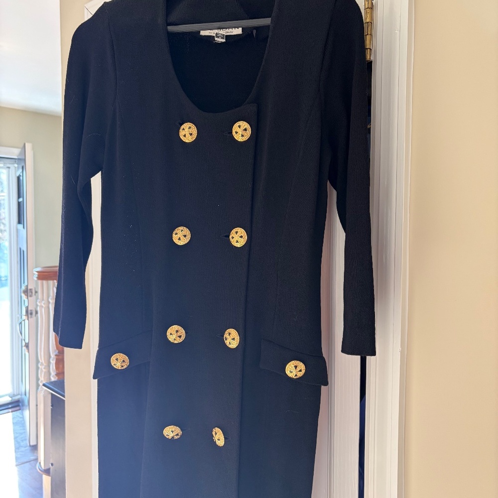 St. John black dress women’s size 6